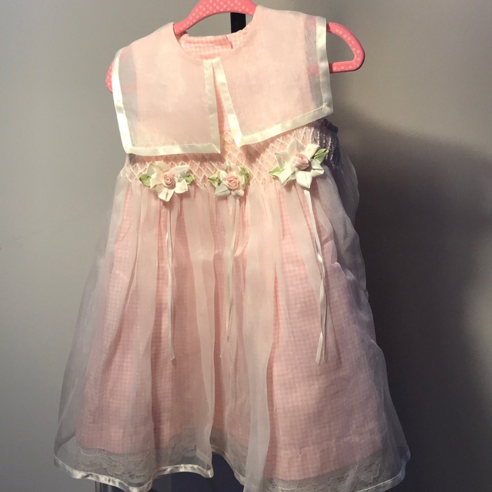 Beautiful lacy detailed dress - 24 months